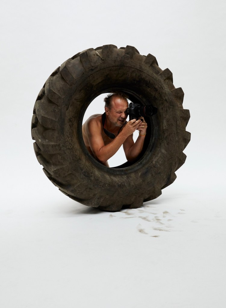 As Teller turned the camera on himself, exposing a rounded belly, abdominal scar and even his pale, bikini-clad backside