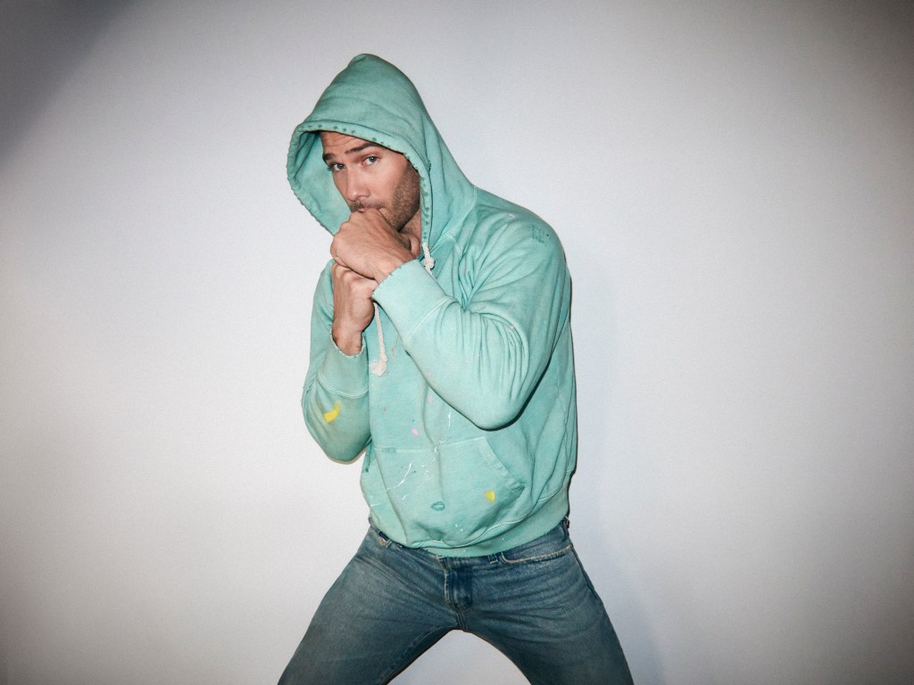 Luke Macfarlane by Denan