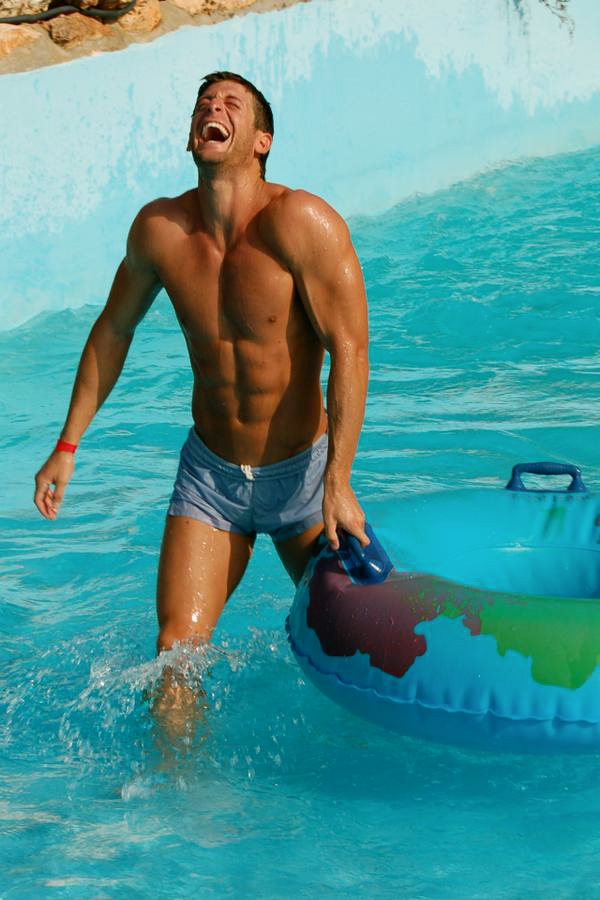 Celebrating Bradley Cooper: A Journey through Hollywood Brilliance on His 49th Birthday