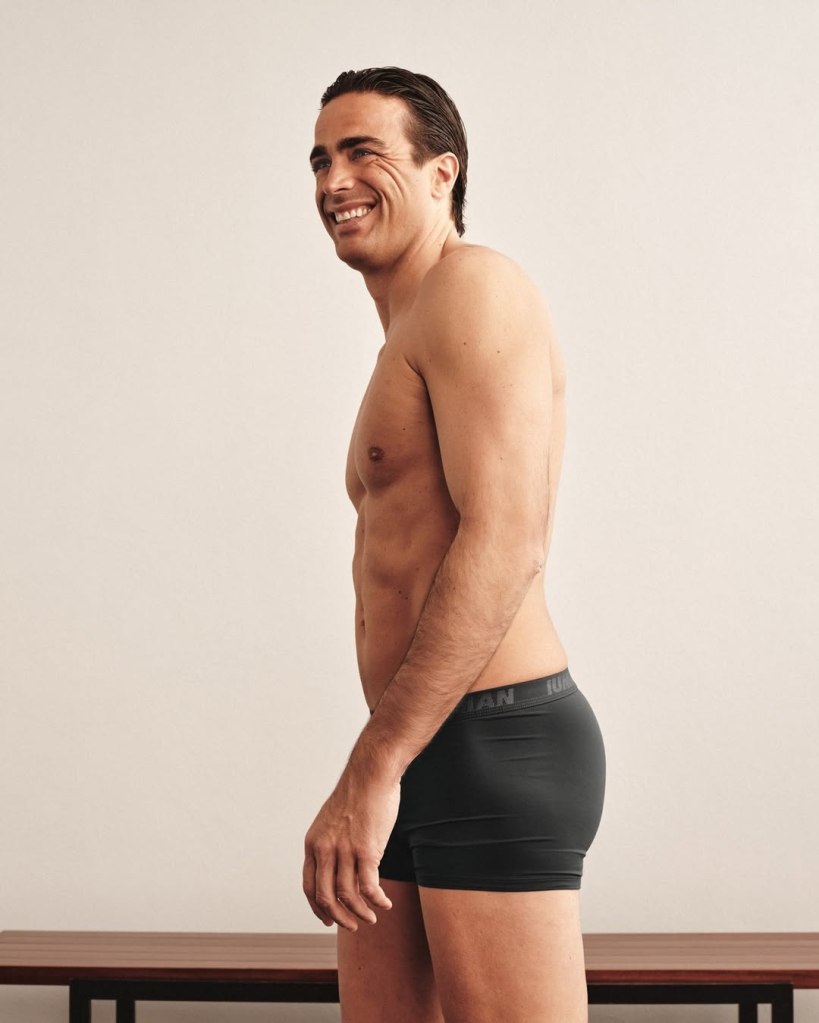 Alessandro Matri fronts Intimissimi’s IUMAN campaign in a refined take on classic boxer briefs—where technical precision, comfort, and understated masculinity come together.