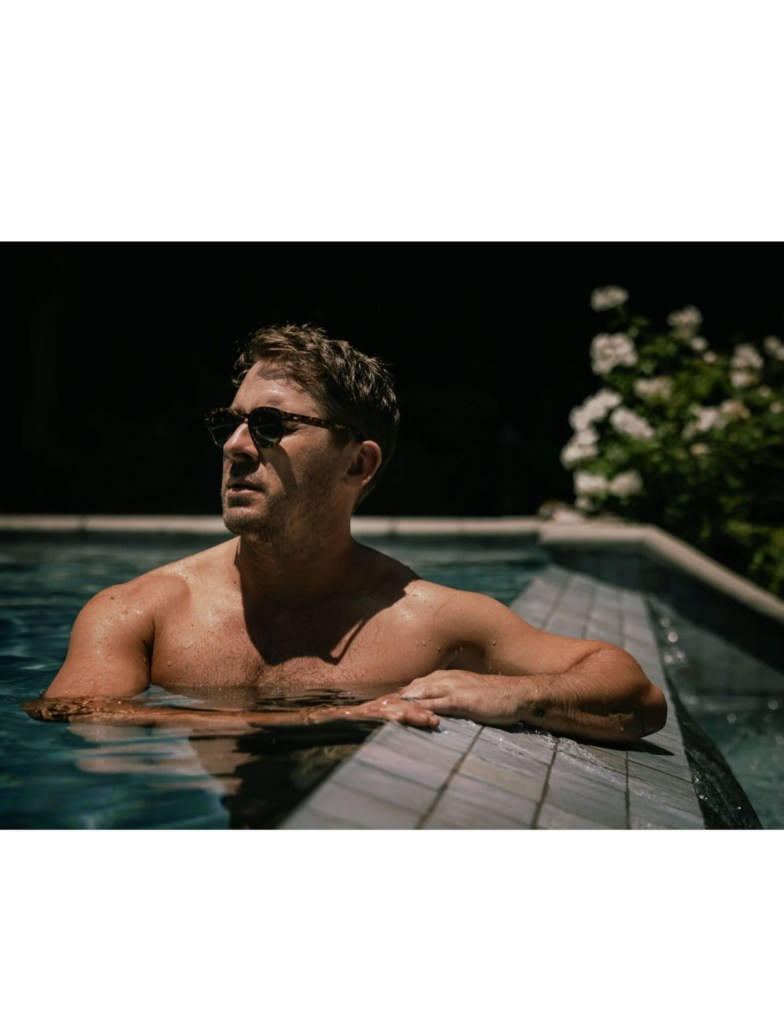 Life Begins After 40: Hugh Sheridan Celebrates 41 in Style